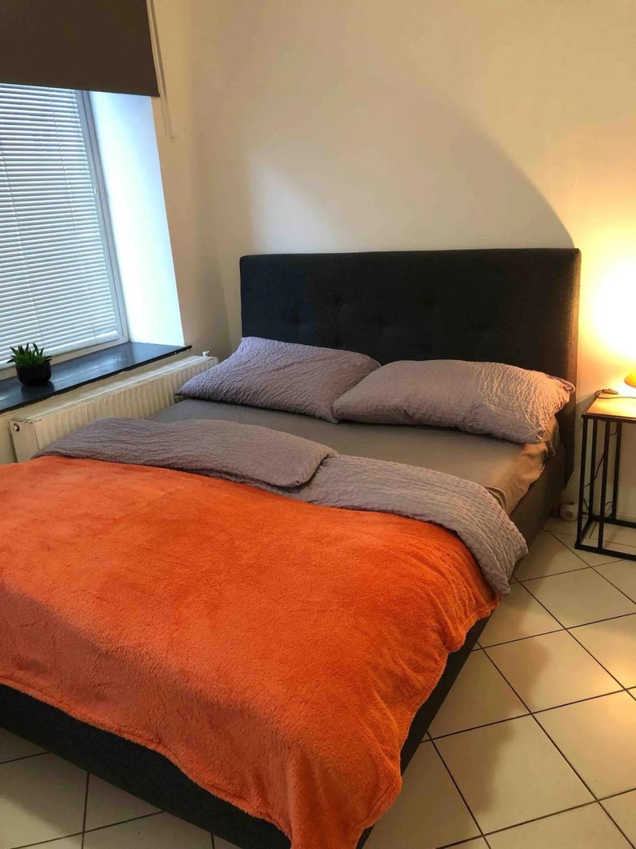 Charmante Wohnung Nahe Wiener Stadthalle Buitenkant foto